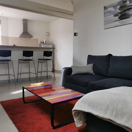 Appartement A 2 Minutes Du Centre Ville Avec Climatisation Périgueux Exterior foto