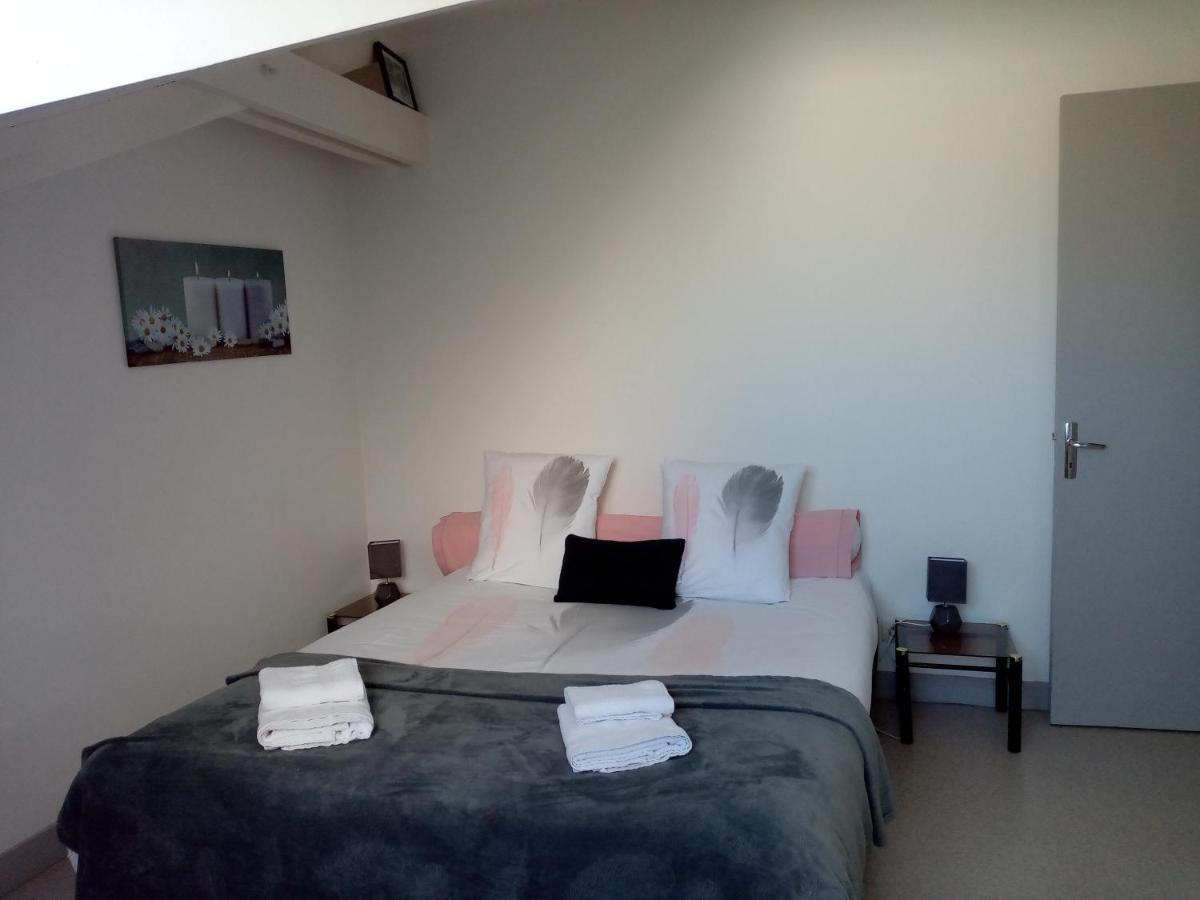 Appartement A 2 Minutes Du Centre Ville Avec Climatisation Périgueux Exterior foto
