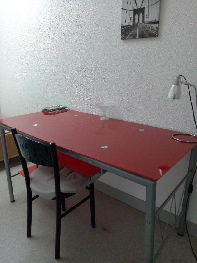 Appartement A 2 Minutes Du Centre Ville Avec Climatisation Périgueux Exterior foto